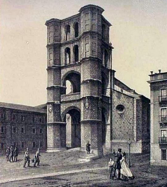 Grabado histórico de la fachada de San Benito el Real con sus cuerpos de campanario originales